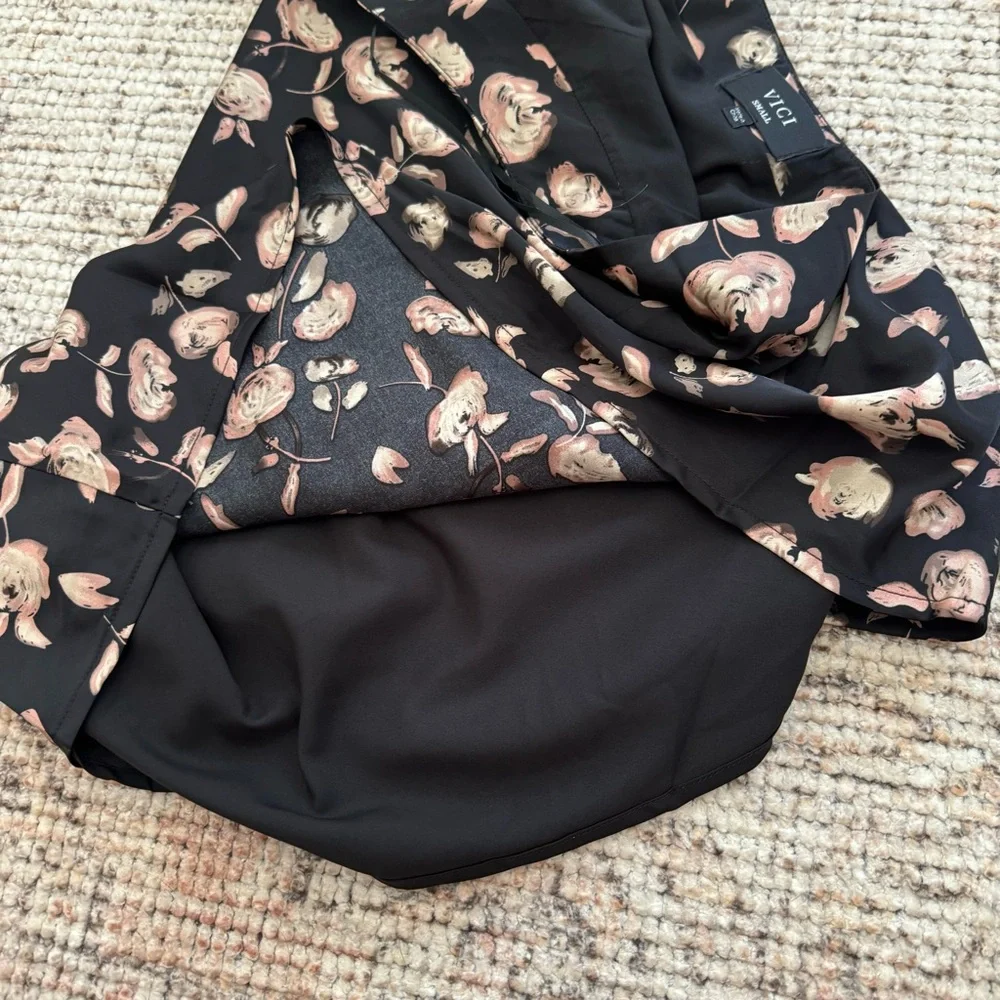 Kaylie Printed Halter Mini Dress Black Floral S - Picture 6 of 10